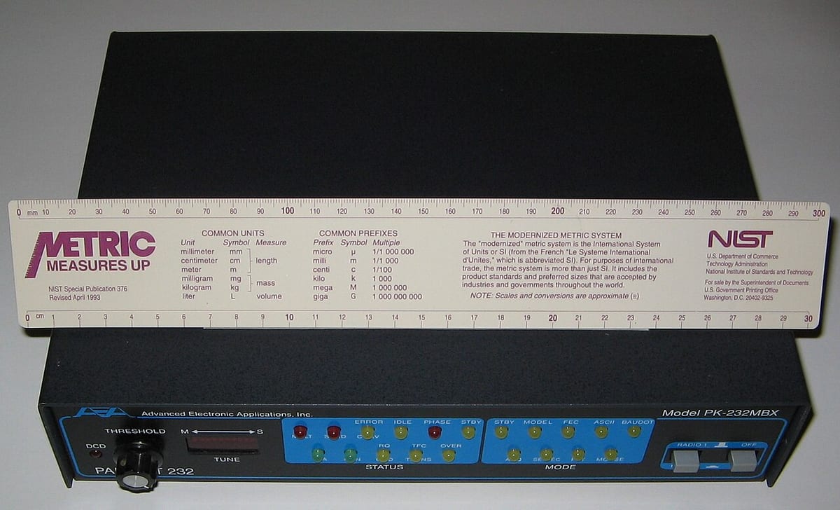 TNC multimode AEA PK-232MBX